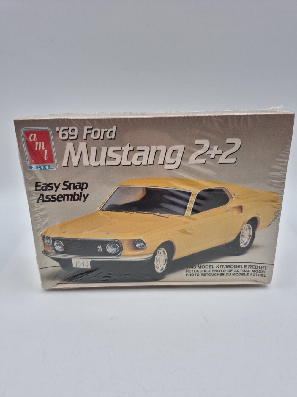 AMT ERTL '69 Ford Mustang 2+2 1/43 Model Car Kit 1989 Brand New Sealed